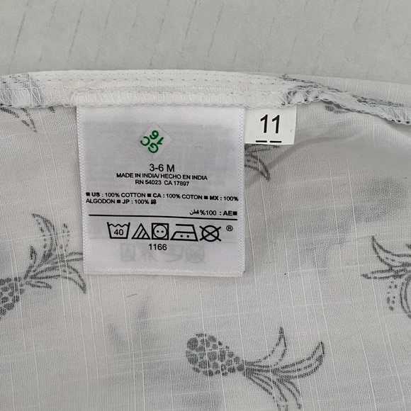 NWT Old Navy Baby Girl Jumper - Picture 7 of 7